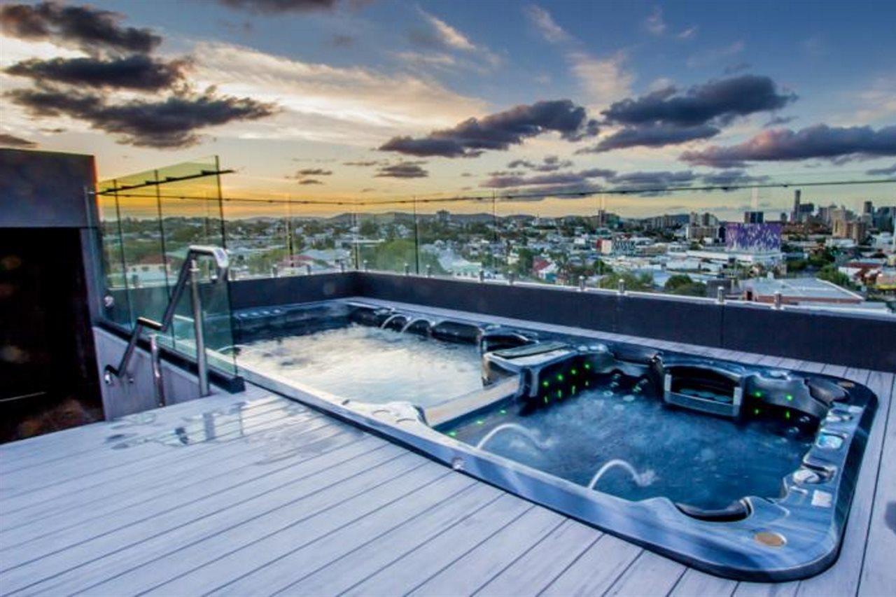 이스트우드 아파트 브리즈번 외부 사진 Rooftop spa