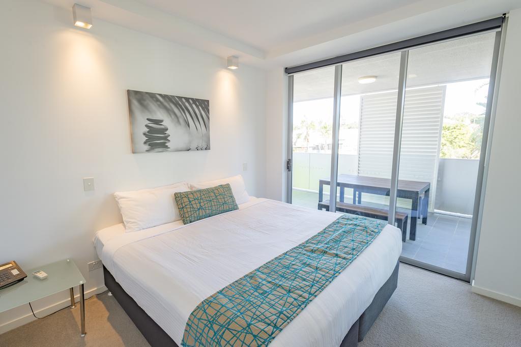 이스트우드 아파트 브리즈번 외부 사진 A bedroom at the Mantra on Mooloolaba