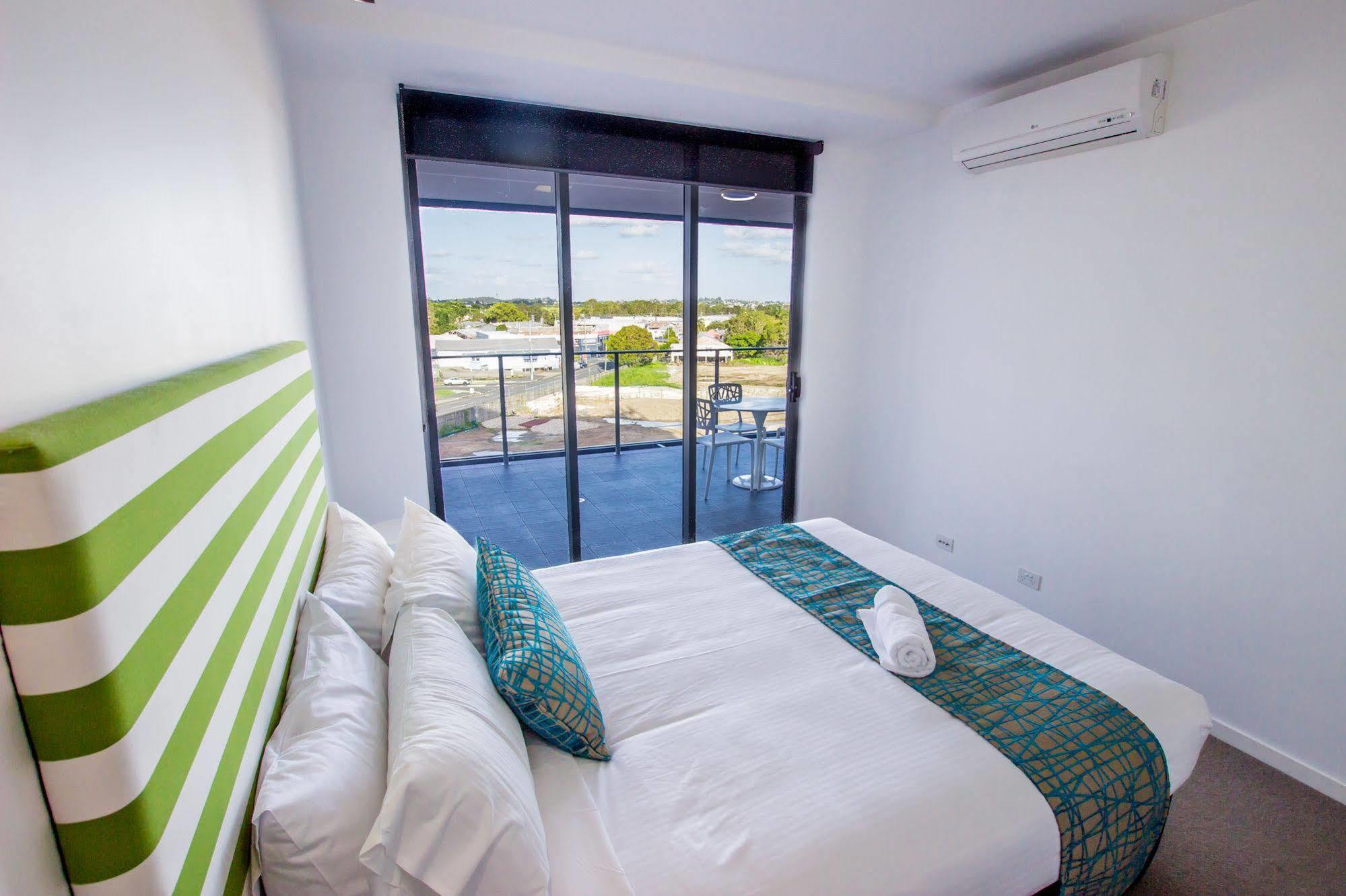 이스트우드 아파트 브리즈번 외부 사진 A bedroom at the hotel
